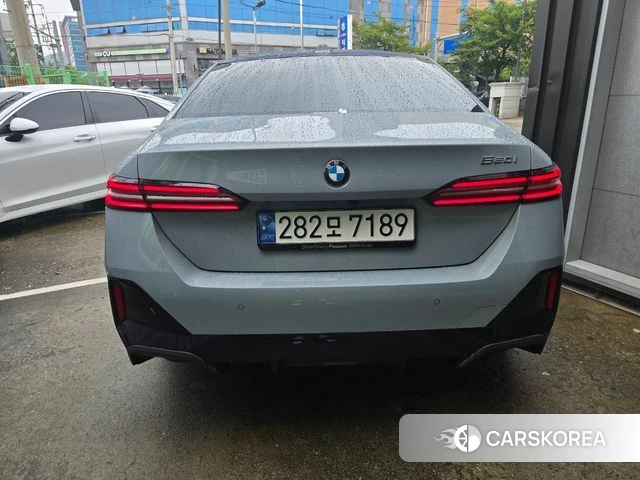 BMW 5 Series (G60) id 4735197 из Кореи 9