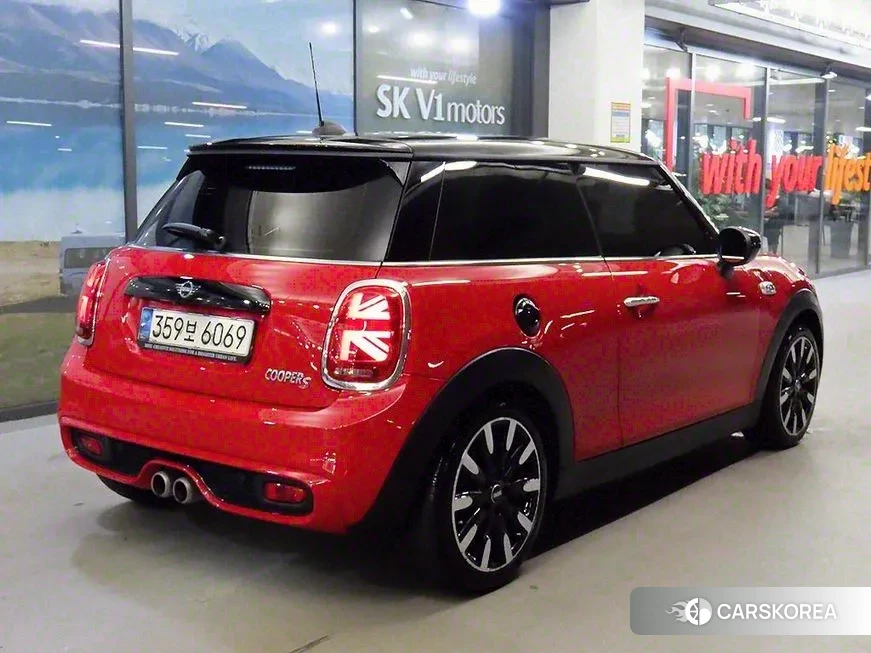 Mini Cooper S id 2075942 из Кореи 14
