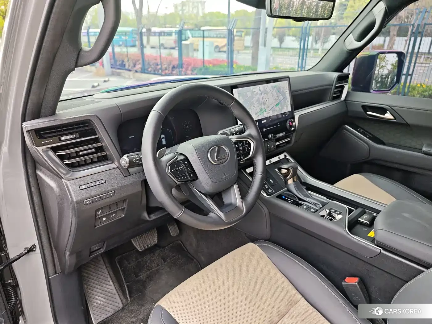 Lexus GX id 4600675 из Китая 20