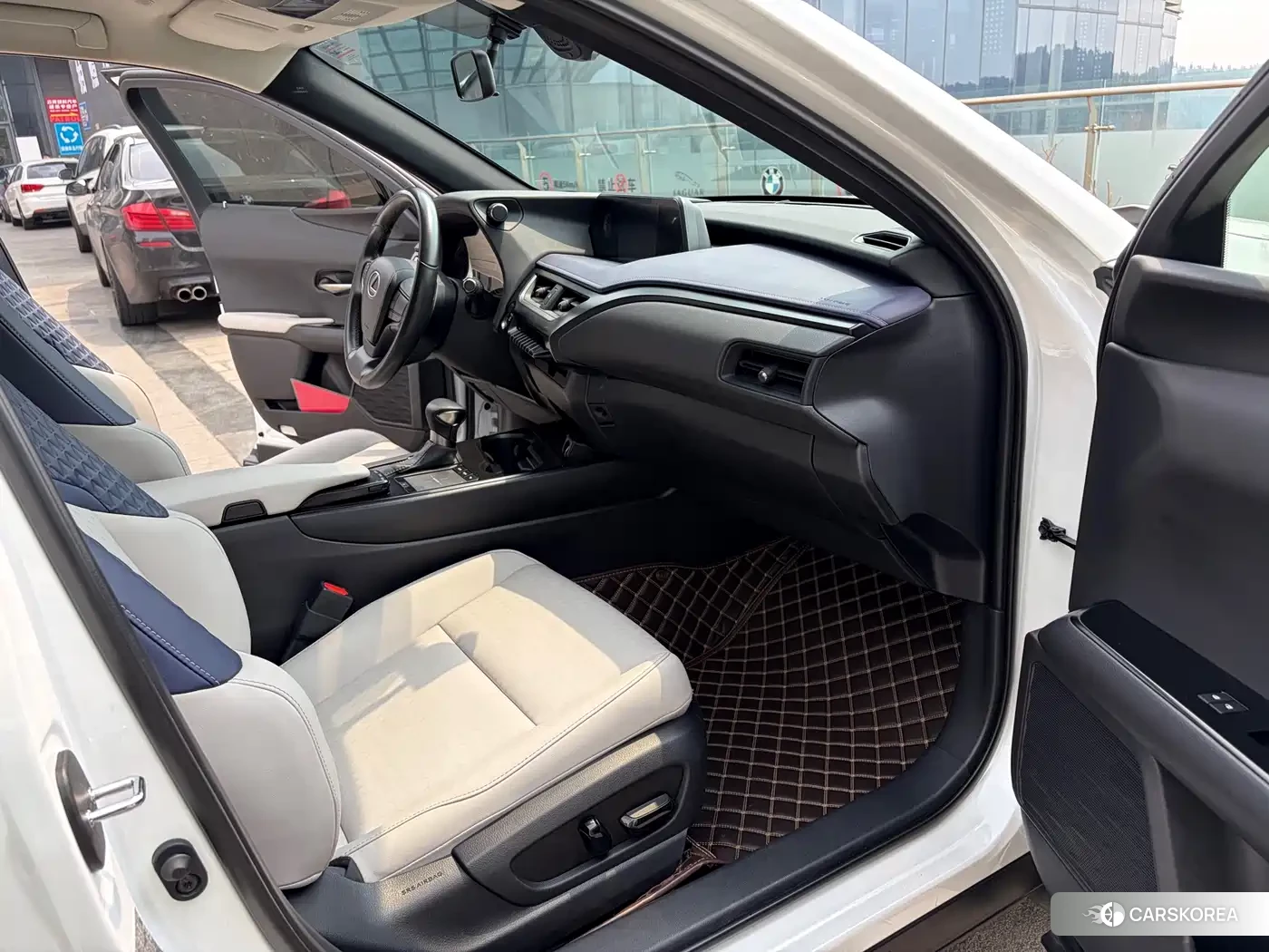 Lexus UX id 4653963 из Китая 12