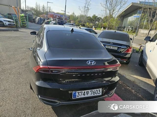 Hyundai The New Grandeur IG Hybrid 2022 Черный из Кореи, фото 6