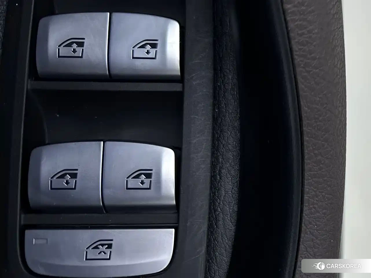 BMW X1 id 4589237 из Китая 15