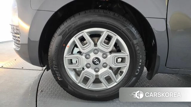 Hyundai Staria id 3952503 из Кореи 14