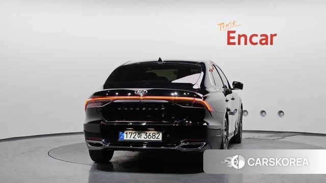 Hyundai The New Grandeur IG Hybrid id 4355143 из Кореи 24