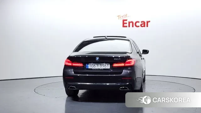 BMW 5 Series (G30) id 3606662 из Кореи 14