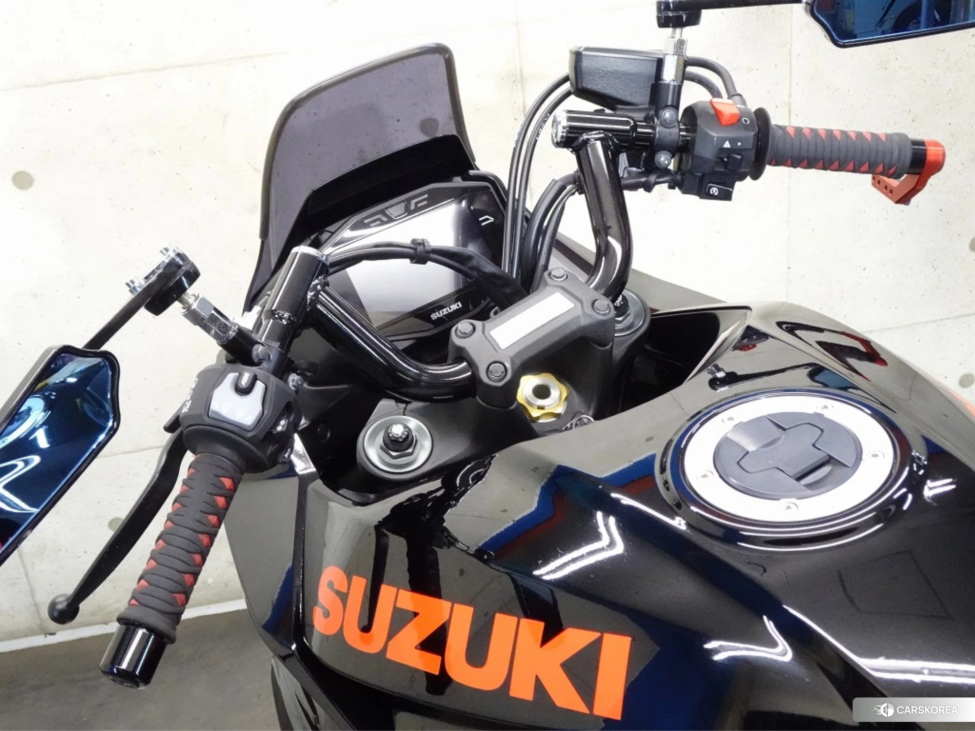 Suzuki GSX-S1000S Katana id 3947858 из Японии 25