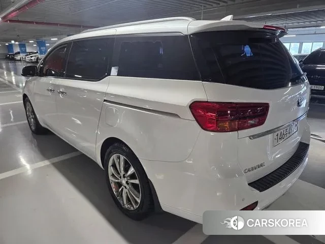 Kia The New Carnival id 3041948 из Кореи 14