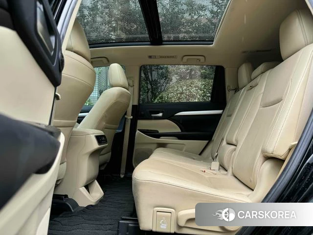 Toyota Highlander id 4262519 из Китая 14