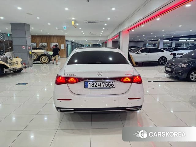 Mercedes-Benz E-Class W214 id 4480210 из Кореи 11