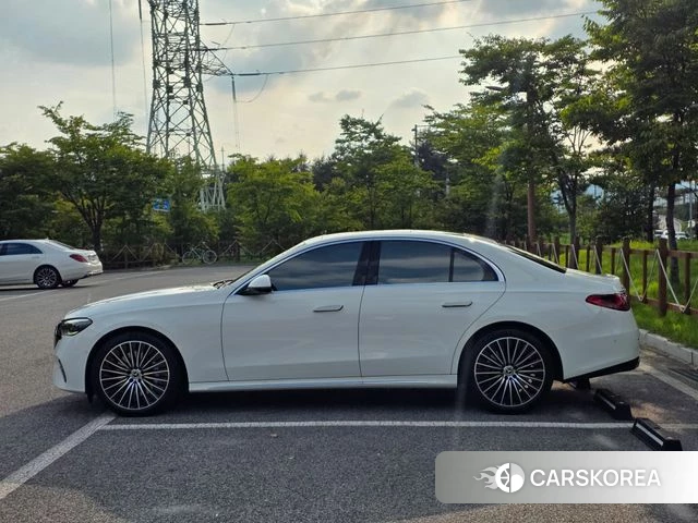 Mercedes-Benz E-Class W214 id 4734913 из Кореи 11