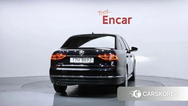 Volkswagen The New Passat id 4310912 из Кореи 14