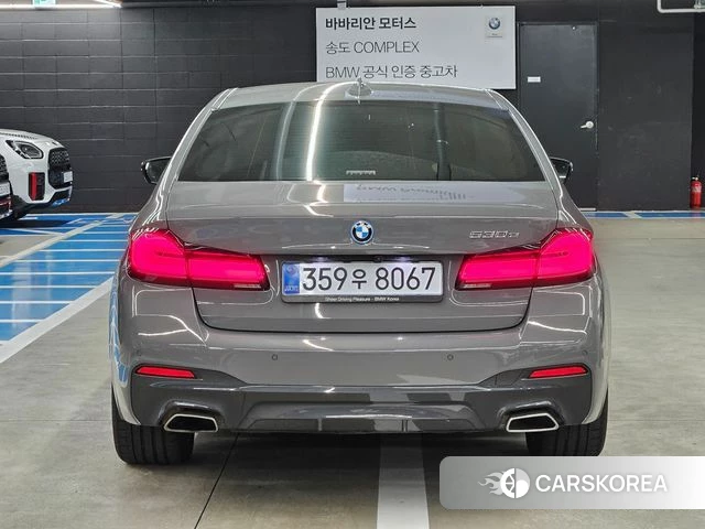 BMW 5 Series (G30) id 4631699 из Кореи 14