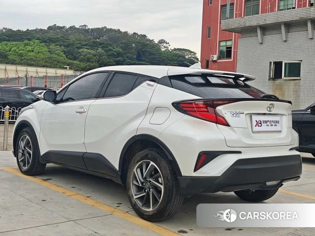 Toyota C-HR id 4262462 из Китая 8