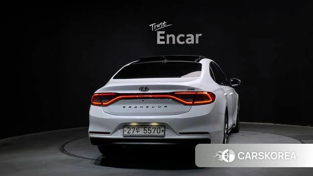 Hyundai Grandeur IG id 4425021 из Кореи 14