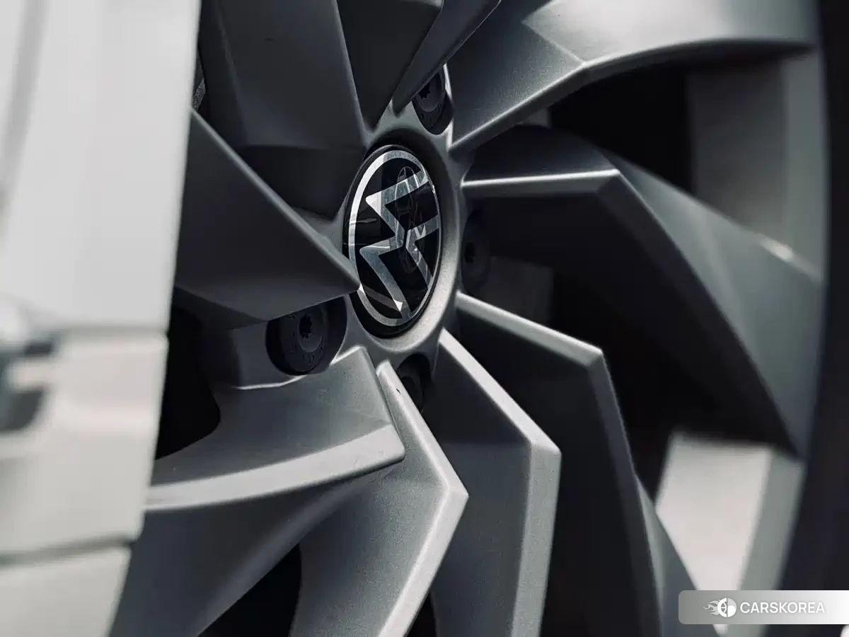Volkswagen Arteon (CC) id 4589396 из Китая 11