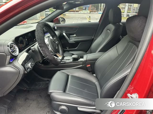 Mercedes-Benz Class A 2022 Красный из Китая, фото 4