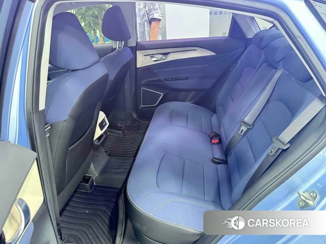 Geely Geometry A 2021 Синий из Китая, фото 4