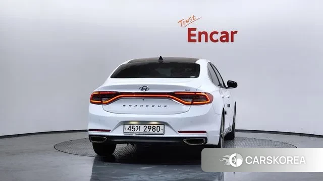 Hyundai Grandeur IG id 3766698 из Кореи 14