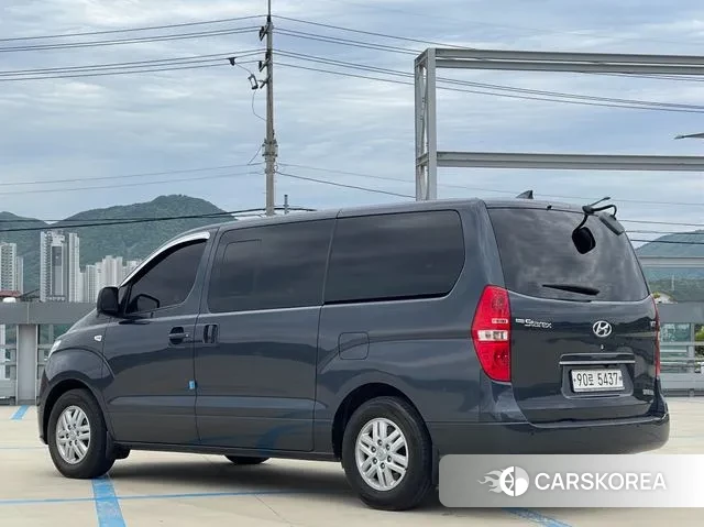 Hyundai The New Grand Starex id 3368798 из Кореи 9