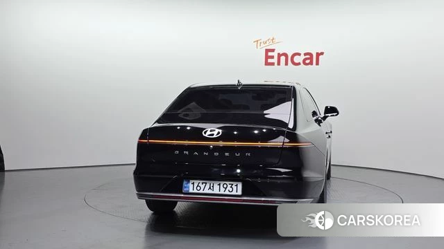 Hyundai Grandeur (GN7) id 3786305 из Кореи 14