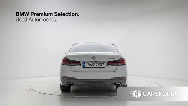 BMW 5 Series (G30) id 3741509 из Кореи 14