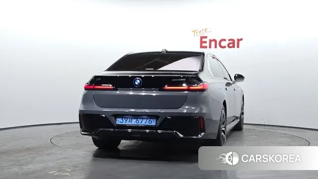 BMW i7 (G70) id 3610396 из Кореи 14