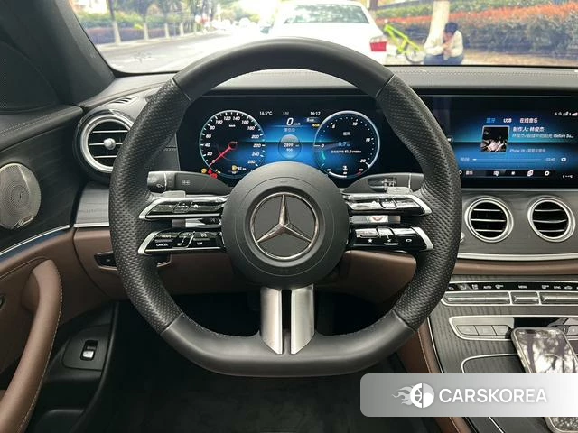 Mercedes-Benz E-class id 4257393 из Китая 8