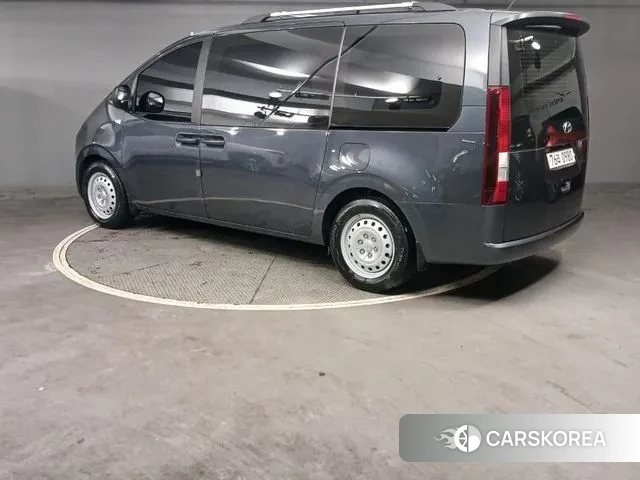 Hyundai Staria id 3458669 из Кореи 14