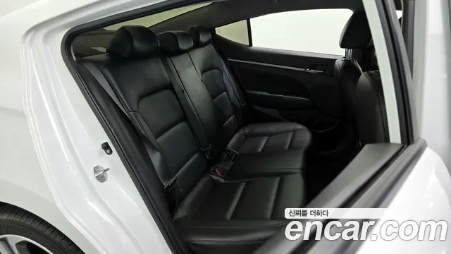 Hyundai Avante AD id 2566146 из Кореи 14