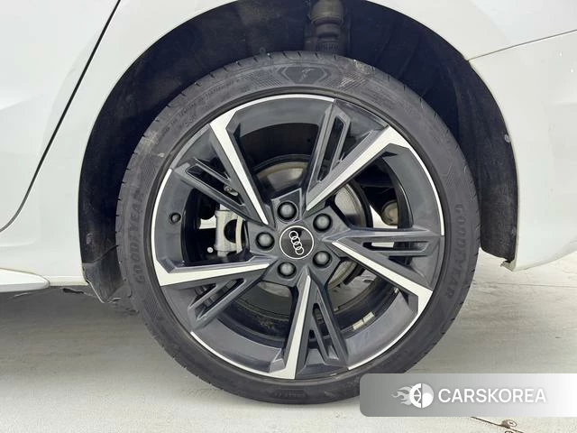 Audi A3 id 4257935 из Китая 22