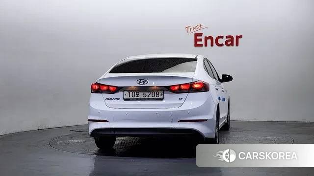 Hyundai Avante AD id 3602366 из Кореи 14