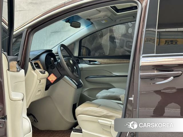 Buick GL8 id 4213547 из Китая 7