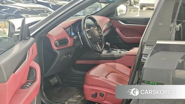 Maserati Levante id 4235981 из Китая 7