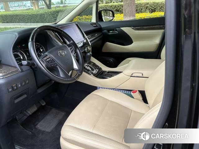 Toyota Elfa 2022 Черный из Китая, фото 4