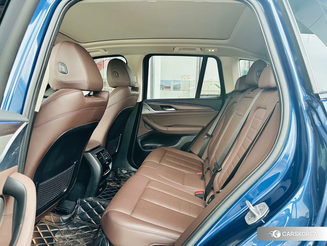 BMW X3 id 4420336 из Китая 22