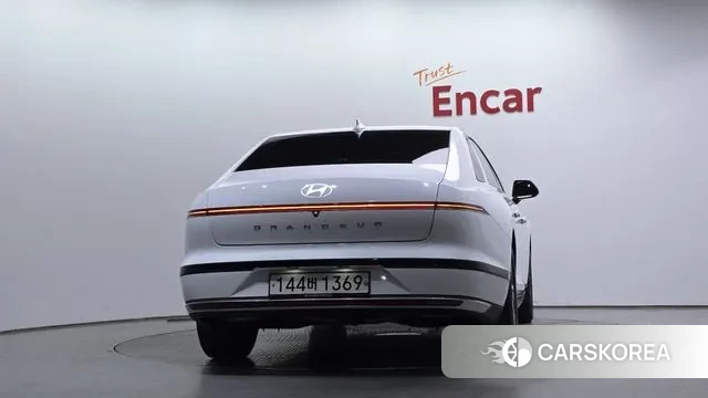 Hyundai Grandeur (GN7) id 3389078 из Кореи 14