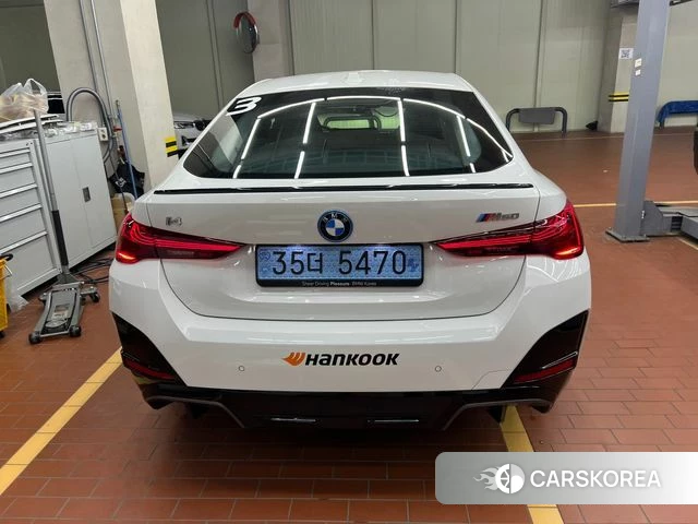BMW i4 2025 Белый из Кореи, фото 4
