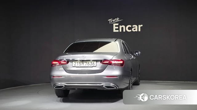 Mercedes-Benz E-Class W213 id 4309673 из Кореи 24