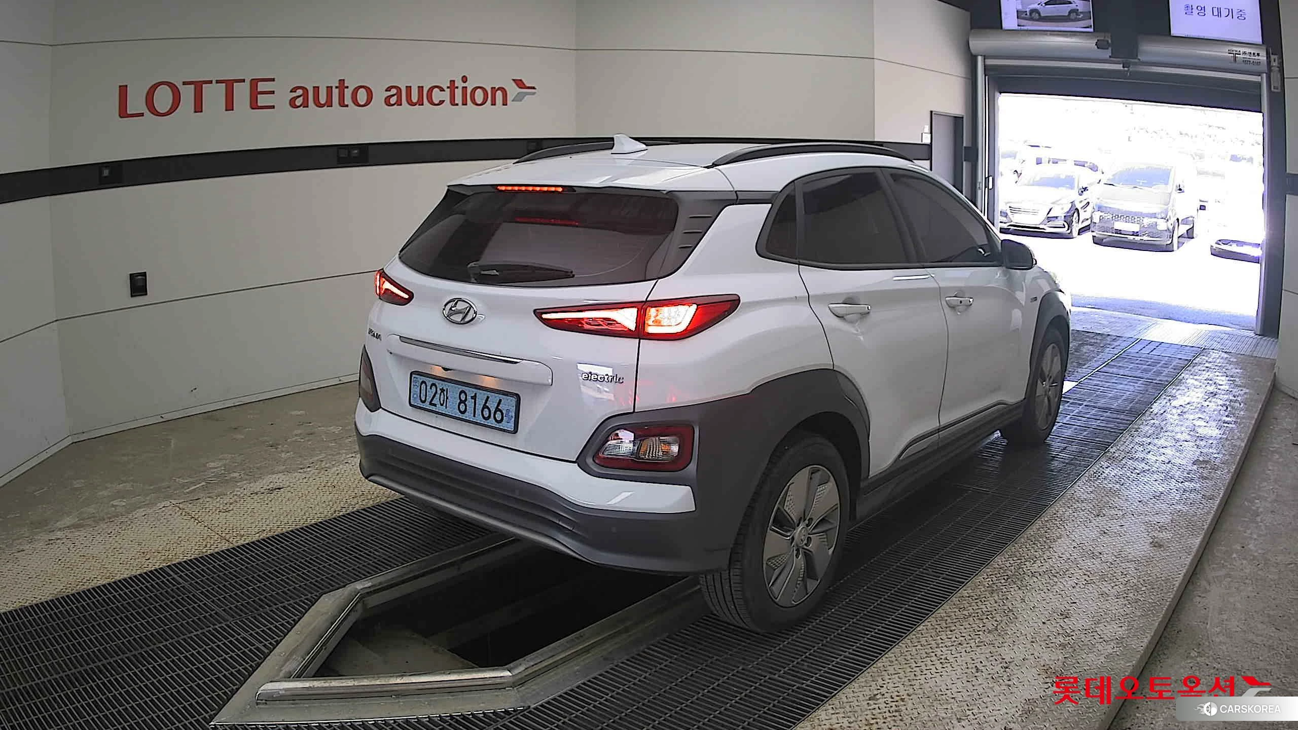 Hyundai KONA Electric id 4296764 из Кореи 30