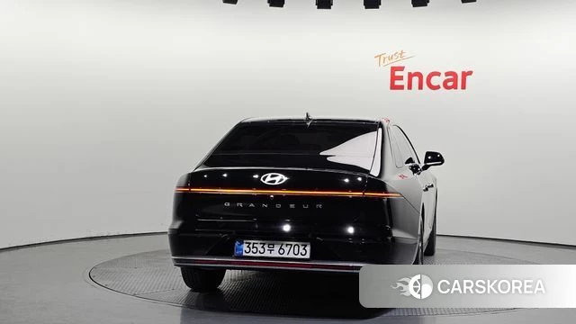 Hyundai Grandeur Hybrid (GN7) id 3883482 из Кореи 14