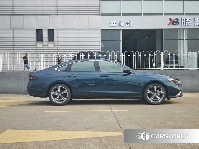 Honda Accord 2023 Черный из Китая, фото 4