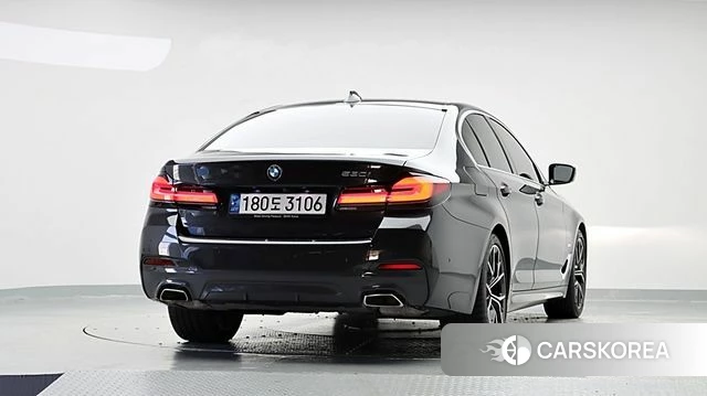 BMW 5 Series (G30) id 3935970 из Кореи 14