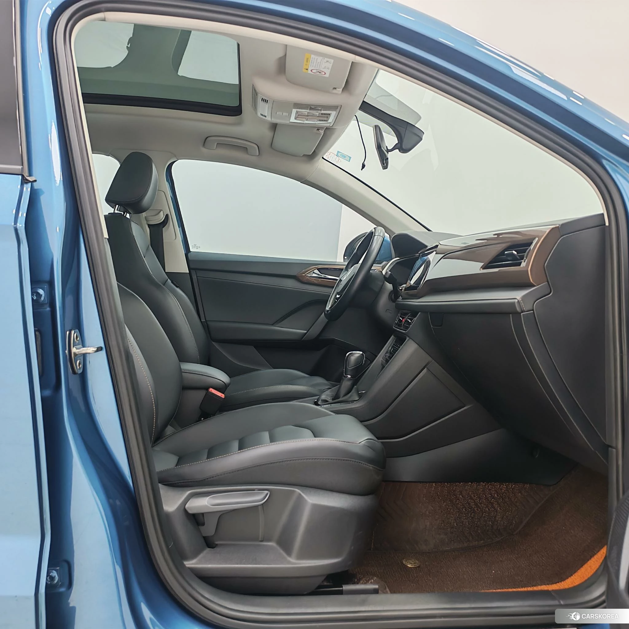 Volkswagen Tuyue id 4420753 из Китая 10