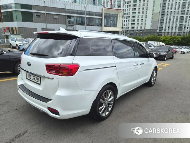 Kia The New Carnival id 4785733 из Кореи 14