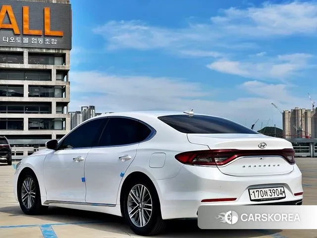 Hyundai Grandeur IG id 3261731 из Кореи 13