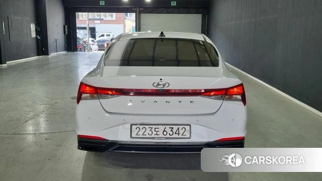 Hyundai Avante (CN7) id 3832941 из Кореи 12