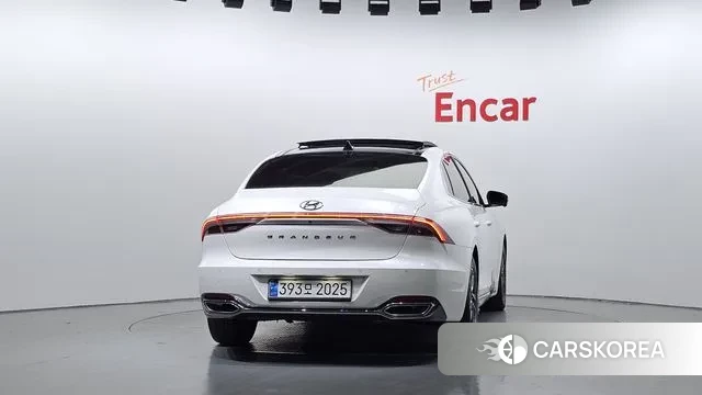 Hyundai The New Grandeur IG id 3302125 из Кореи 14