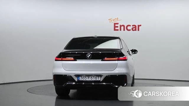 BMW 7 Series (G70) id 4200718 из Кореи 26