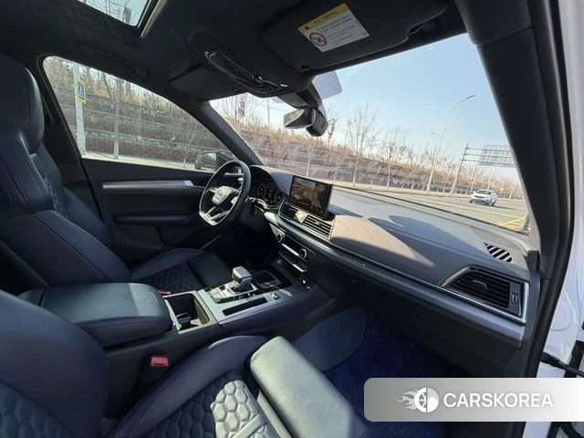 Audi Q5L Sportback 2023 Белый из Китая, фото 5