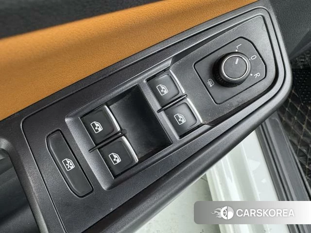 Volkswagen Bora id 4258581 из Китая 22